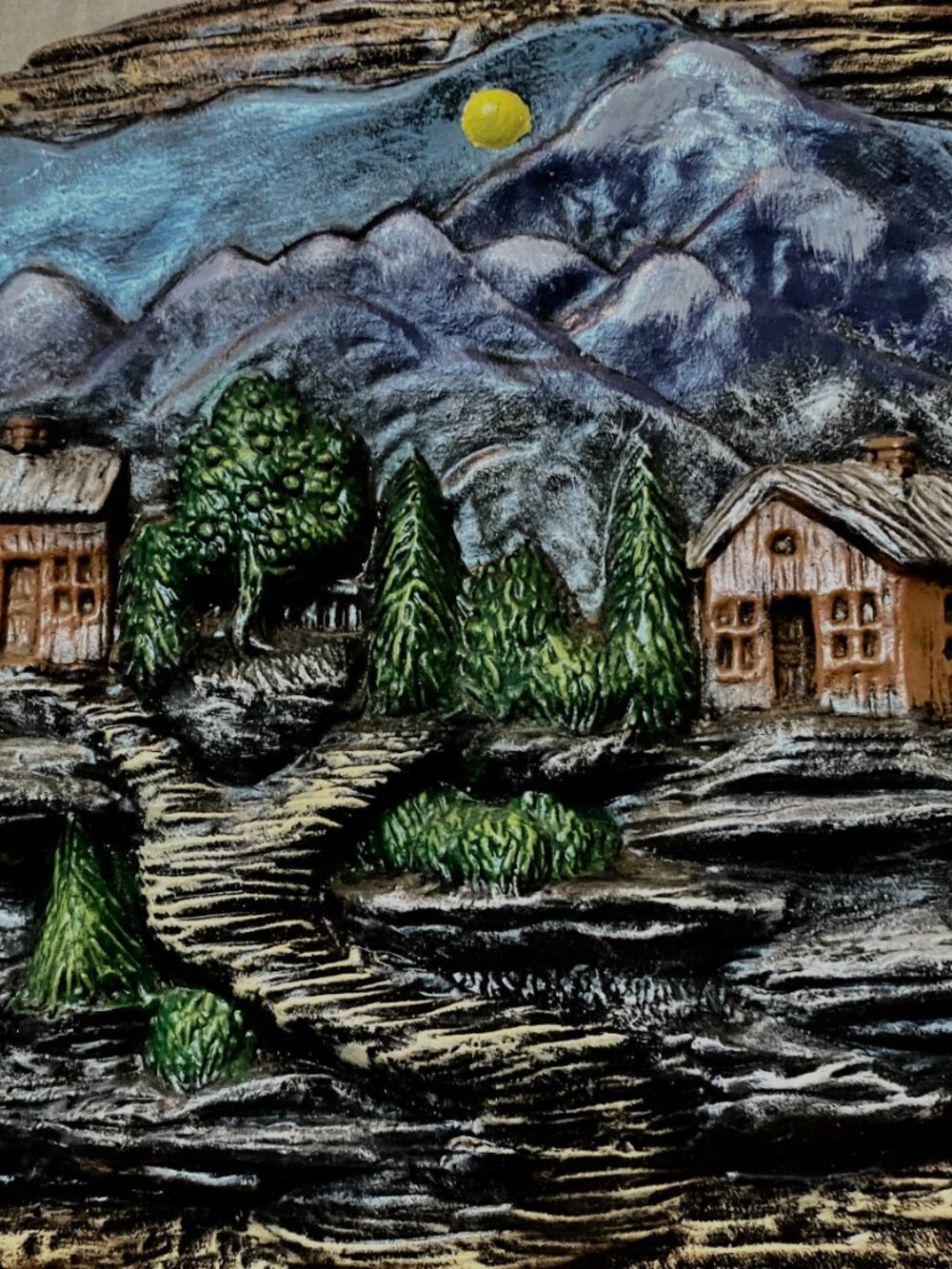 Vintage Mid-Century Ceramic Cottage Mountain Home Wall Sculpture - Picture 4 of 5